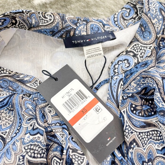NWT Tommy Hilfiger Paisley Tie Front Ruffle Blouse XS - Picture 4 of 10